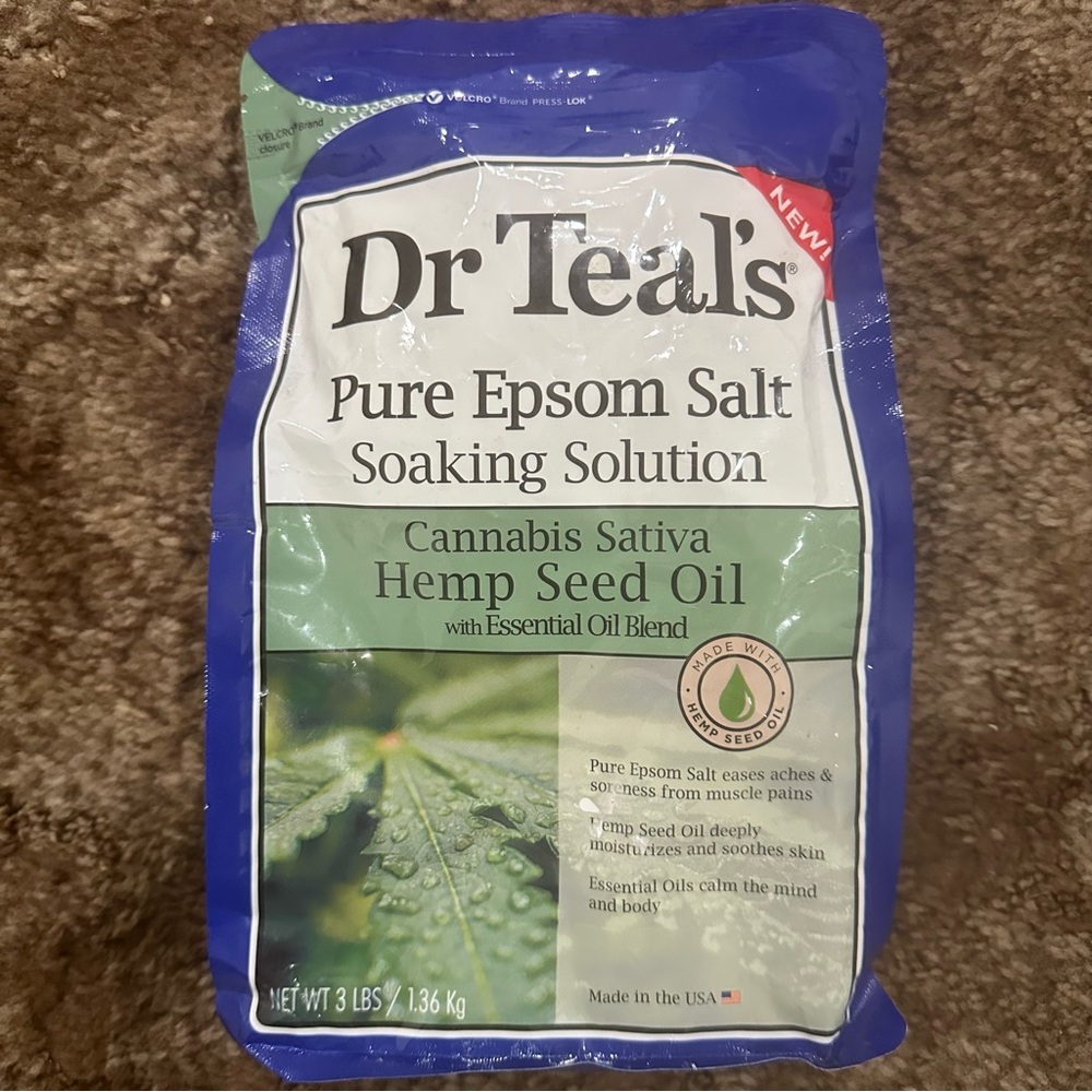 Dr Teal's Epsom Salt Soaking Solution Sativa Hemp Seed Oil Limited Edition